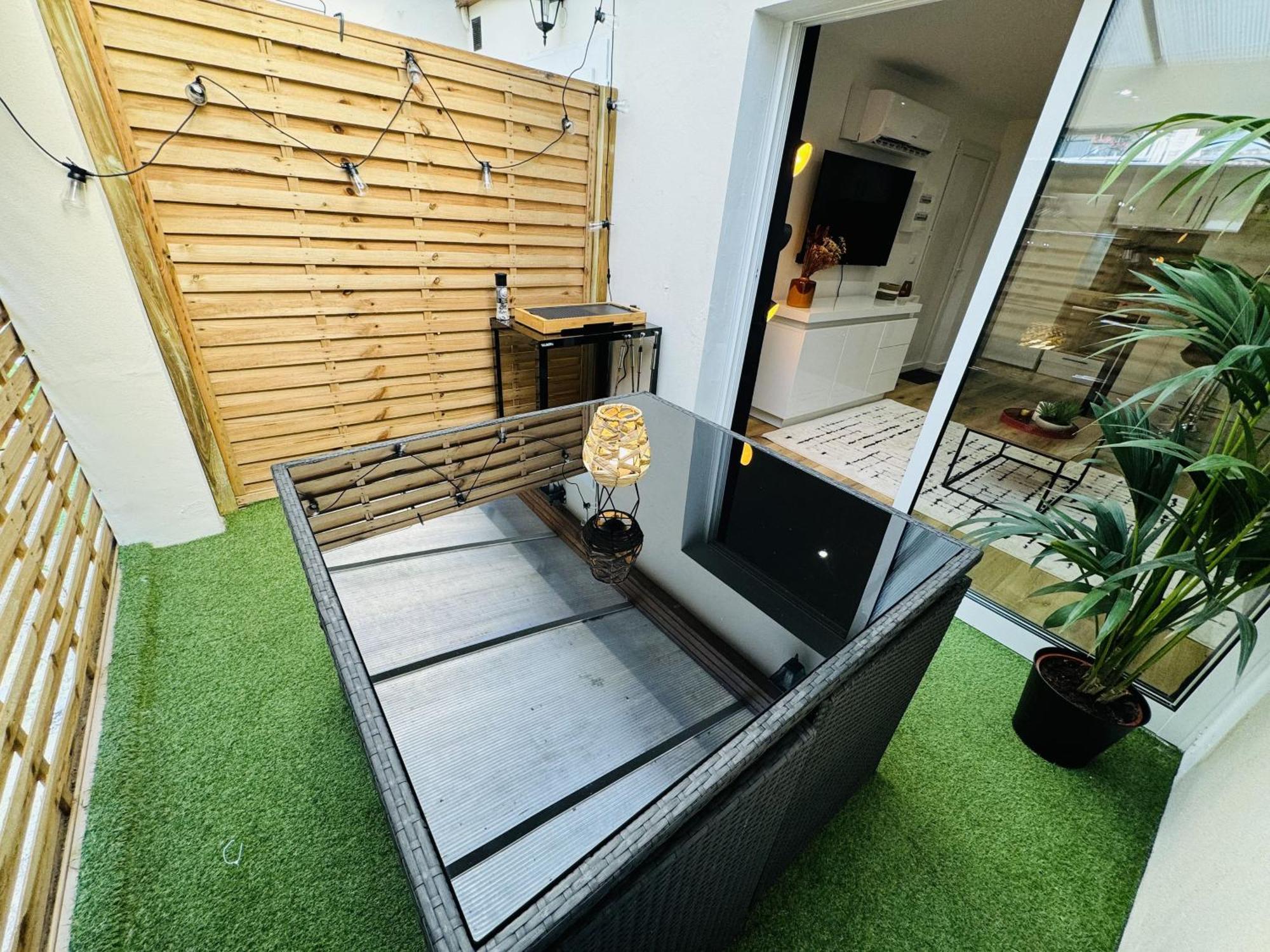 Le Bel Aire - Terrasse - Wifi Apartman Bègles Kültér fotó
